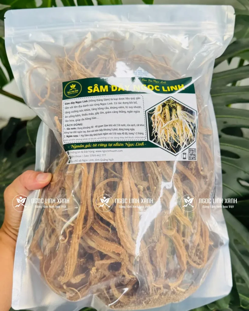 Sâm dây Ngọc Linh khô được sơ chế và làm khô, đóng gói tiện bảo quản và sử dụng.