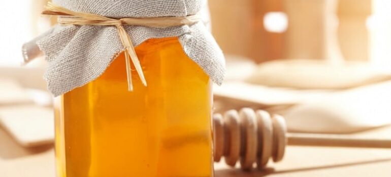Có nên bảo quản Mật ong rừng trong tủ lạnh?