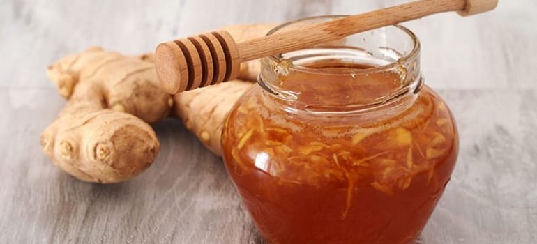 Sáng sớm uống gừng và Mật ong rừng còn tốt hơn cả nhân sâm