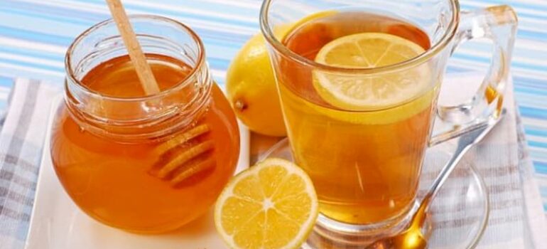 3 Nguyên tắc sống còn khi uống nước chanh mật ong không phải ai cũng biết